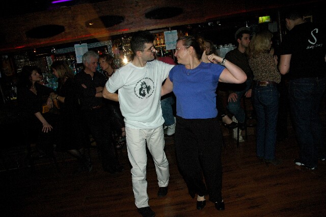 min 2005 12 18 sharkys 083